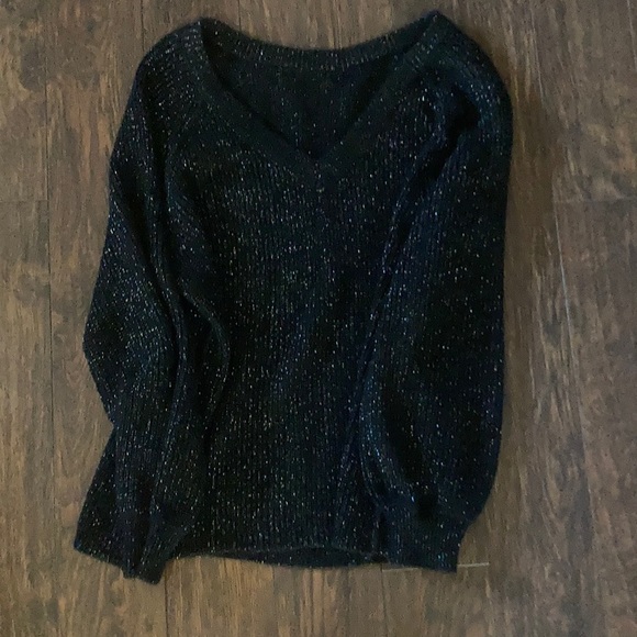 Reitmans Sweaters - Reitmans XXL sweater. Black with sparkling thread. I wear these as oversized